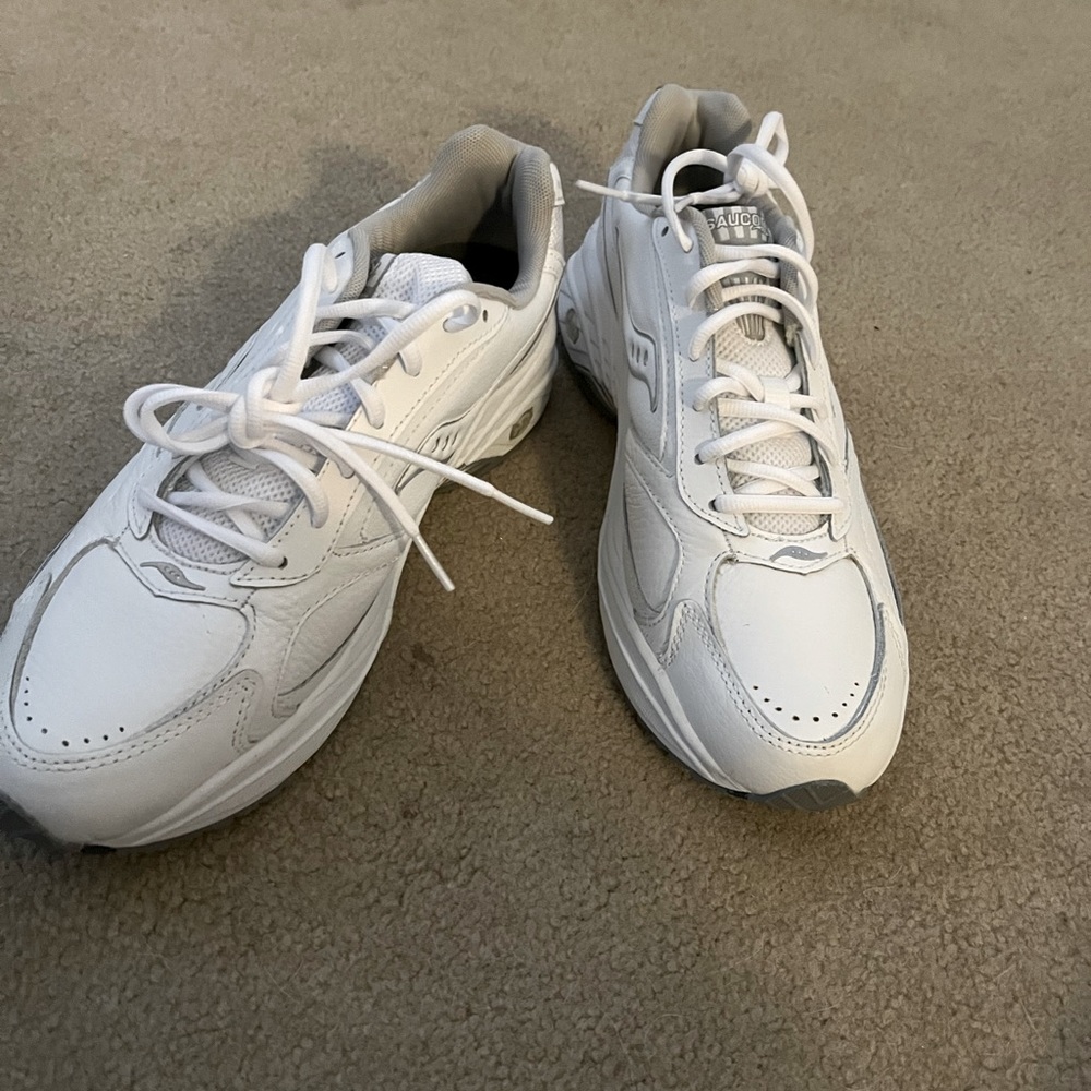 Saucony Women’s Omni Grid Walking Shoes